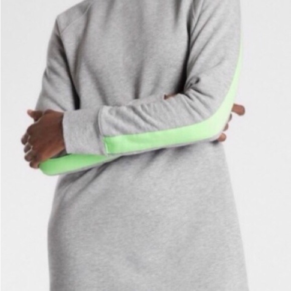 NWT Athleta Round Trip Sweatshirt Dress Grey Heather, Sz Xs - Picture 2 of 7